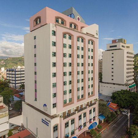 Plaza Del General Aparthotel Tegucigalpa Ngoại thất bức ảnh