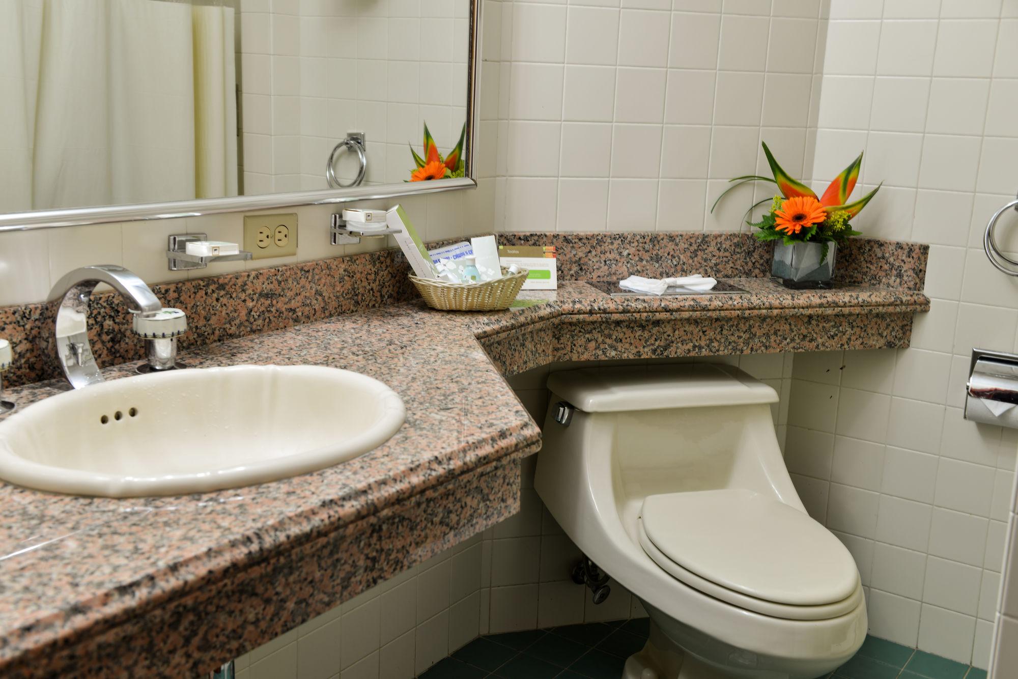 Plaza Del General Aparthotel Tegucigalpa Ngoại thất bức ảnh